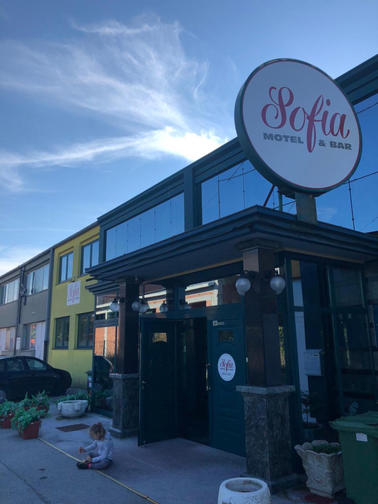 Motel Sofia Sežana Zewnętrze zdjęcie